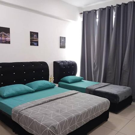 Gr Studio Apartment Kompleks Mutiara Gua Musang Exterior foto